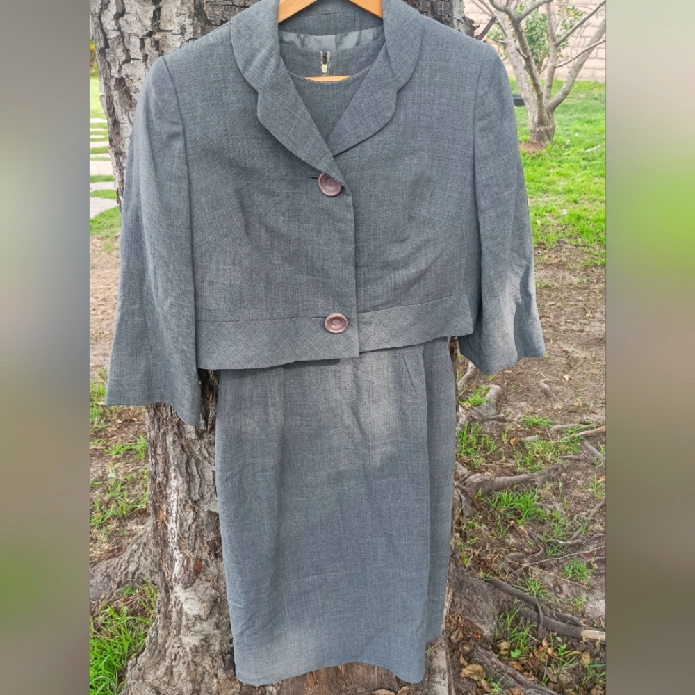 Vintage Baron Peters Elegant Gray Women's Dress Suit